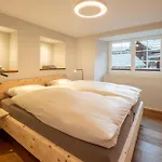 The Maisonette, The Luxury Edition In The Center By Inspiring Places *